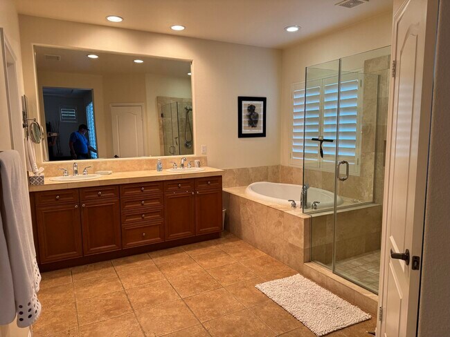 Building Photo - 4155 Via Mattina