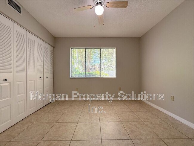 Building Photo - 3284 S Semoran Blvd