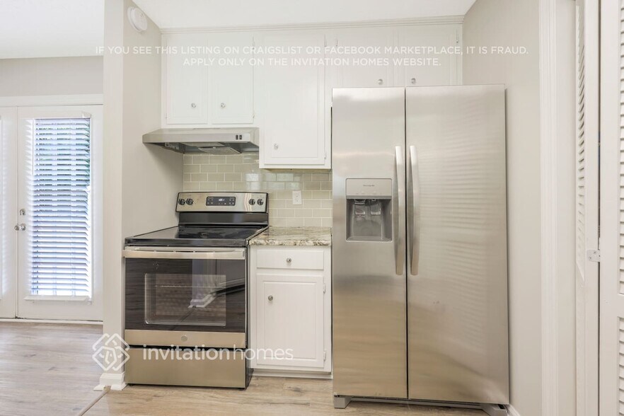 Building Photo - 1015 Rolling Meadow Dr