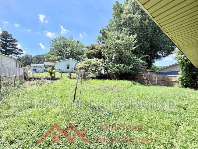 Building Photo - 3431 Rebeh Rd