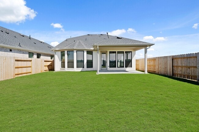 Building Photo - 6022 Regala Dr