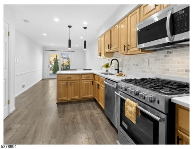 Building Photo - 22 Maddaket Ct