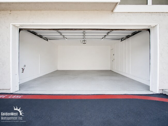 Building Photo - Comfortable 3Bdm 2Ba Condo in Oceanside!