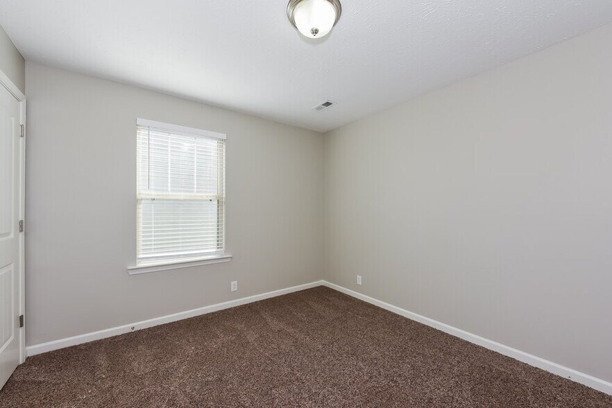 Building Photo - 1854 Warmingfield Dr