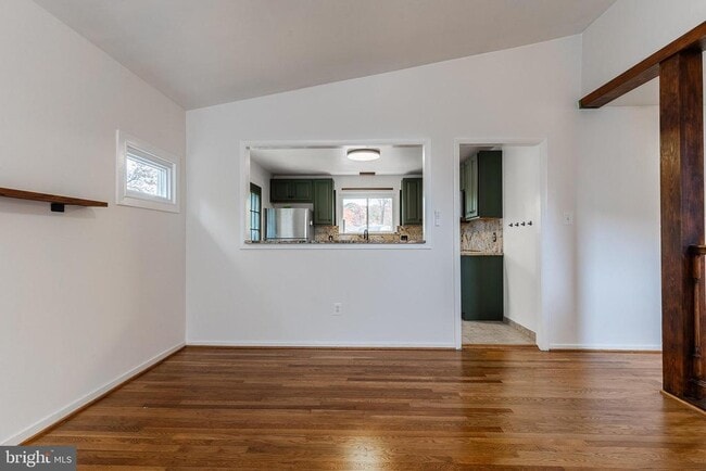 Building Photo - 6609 Bowie Dr