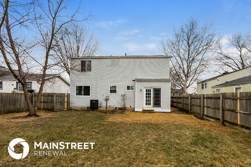 Building Photo - 2535 Stonington Ave