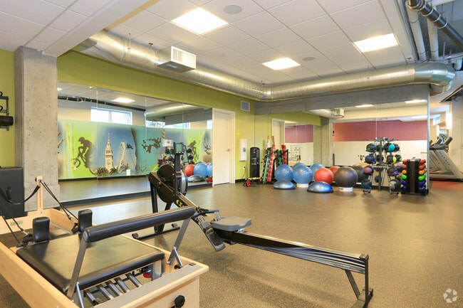 Fitness Center - Rincon Green