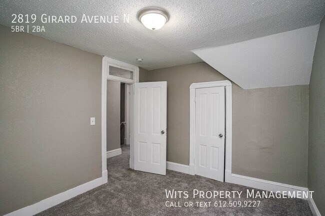 Building Photo - 2819 N Girard Ave