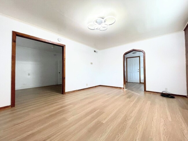 Building Photo - Two Bedroom Home with Detached Garage