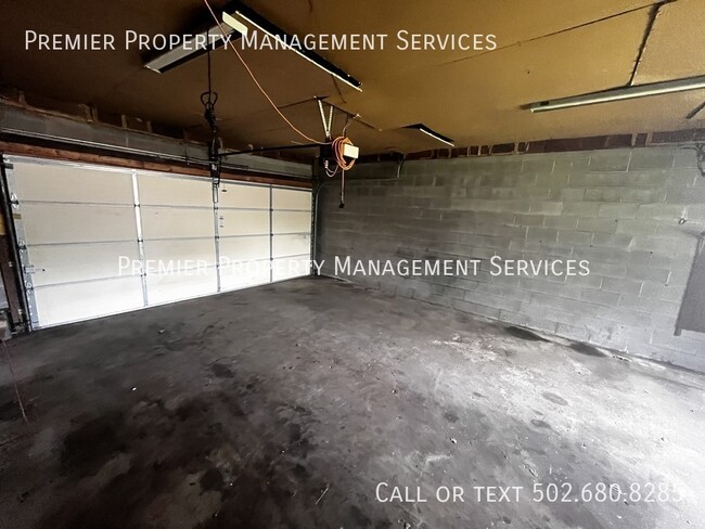 Building Photo - 6517 Lucerne Ave
