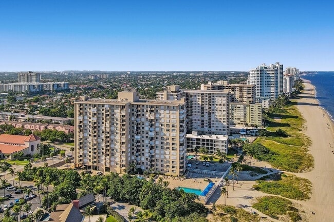 Building Photo - 2000 S Ocean Blvd