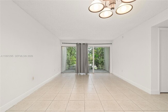 Building Photo - 4205 N University Dr