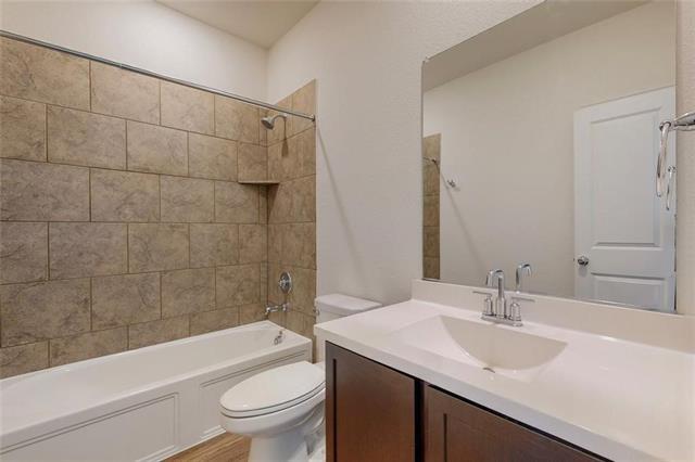 Building Photo - 10143 Prairie Dr