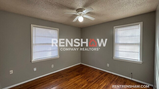 Building Photo - 4694 McCrory Ave