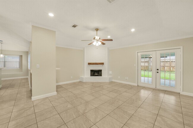 Building Photo - 21211 Park Mt Dr