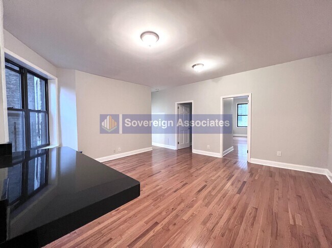 Floorplan - 300 Fort Washington Avenue