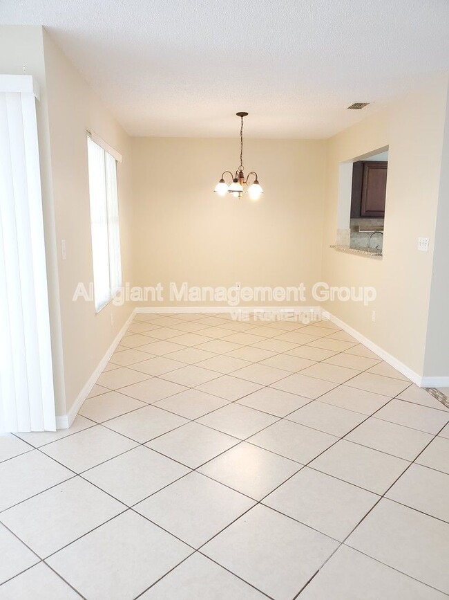 Building Photo - 2251 Cypress Knee Loop