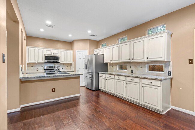 Building Photo - 70 Harvest Wind Pl