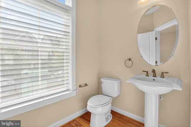 Building Photo - 44692 Collingdale Terrace