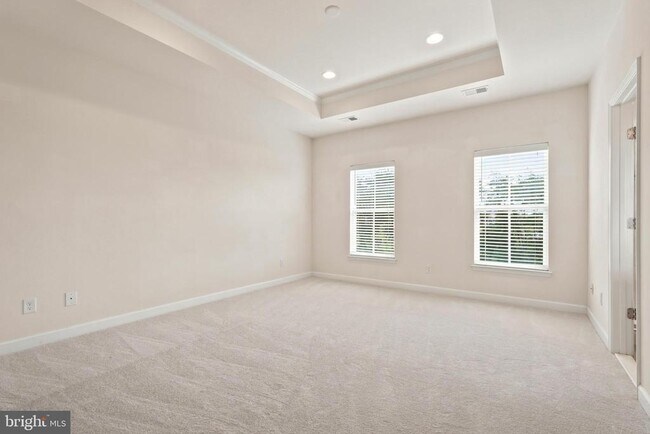 Building Photo - 42615 Beckett Terrace