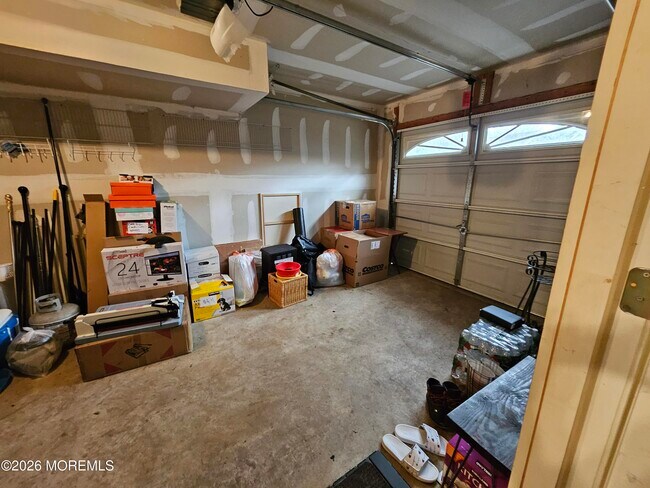 Building Photo - 12 Jensen Court