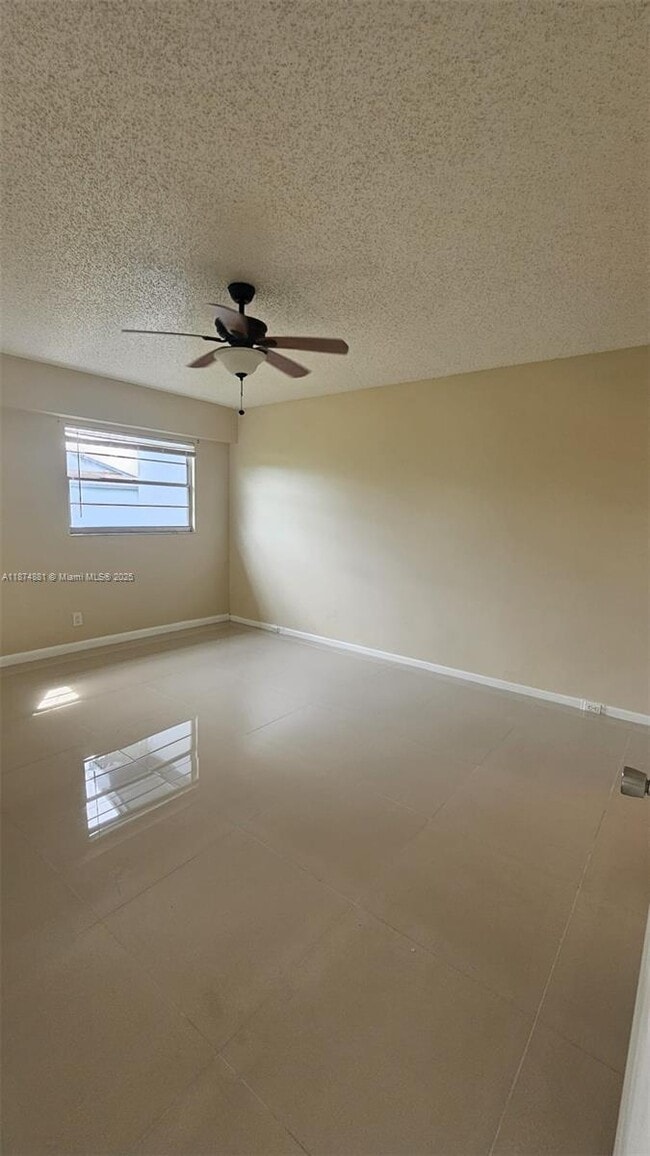 Building Photo - 1401 SW 128th Terrace