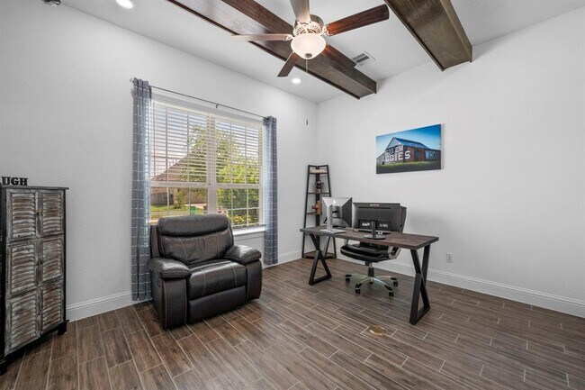 Building Photo - 20222 Liberty Run Dr