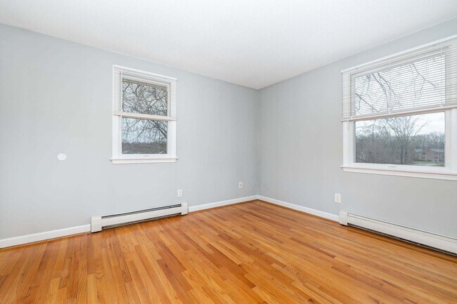 Building Photo - 29 Medford St