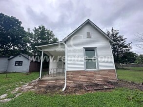 Building Photo - 708 Harmon-