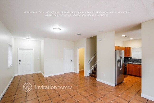 Building Photo - 4102 NE 25th Ct