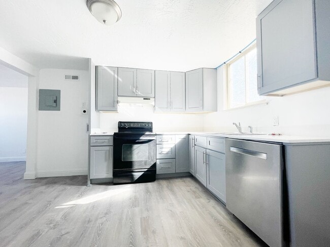 Building Photo - 3508-3514 Bruce Randolph Ave