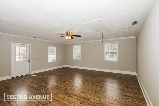 Building Photo - 226 Fern Ct