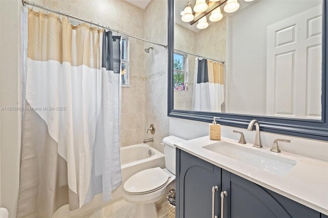 Building Photo - 8186 Fiera Ridge Dr