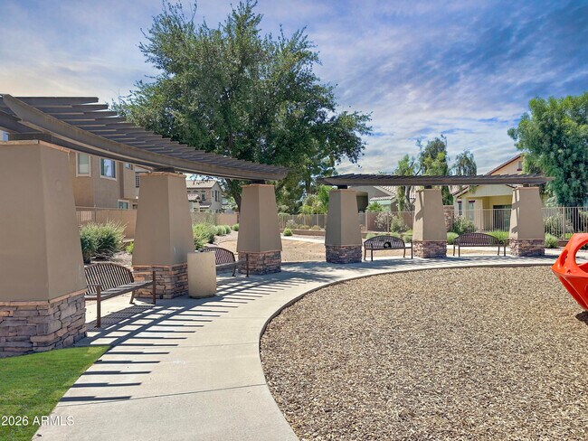 Building Photo - 3078 S Southwind Dr