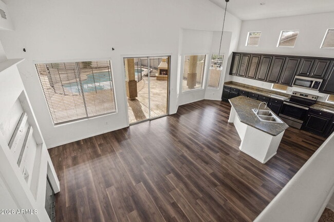 Building Photo - 7803 E Nestling Way