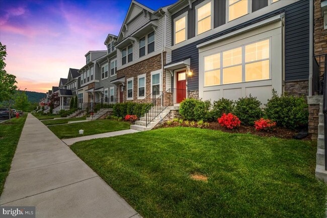 Building Photo - 1309 Crampton Pl
