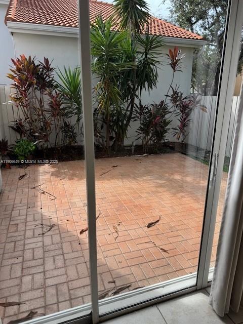 Building Photo - 1140 Lidflower St