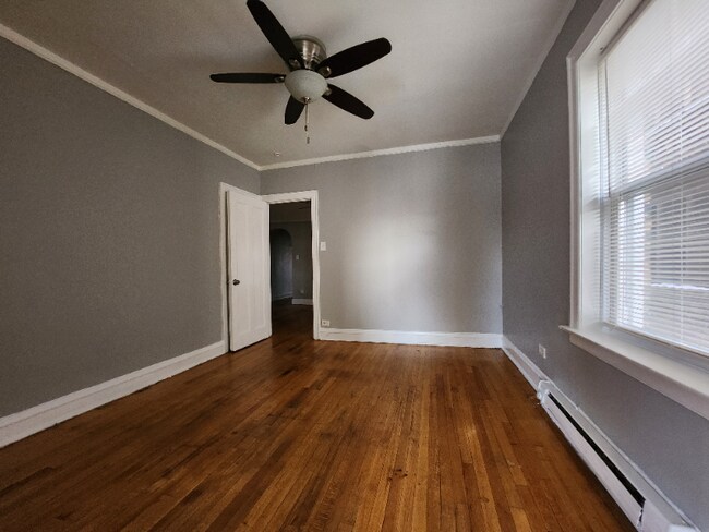 Building Photo - 8348 S Maryland Ave