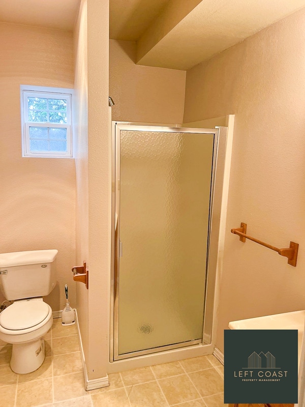 Building Photo - 6314 SW Harbor Ave