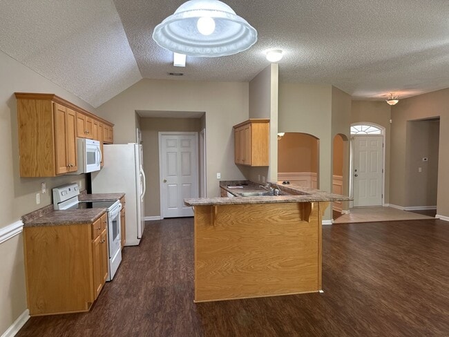 Building Photo - 567 Laurel Hill Cir