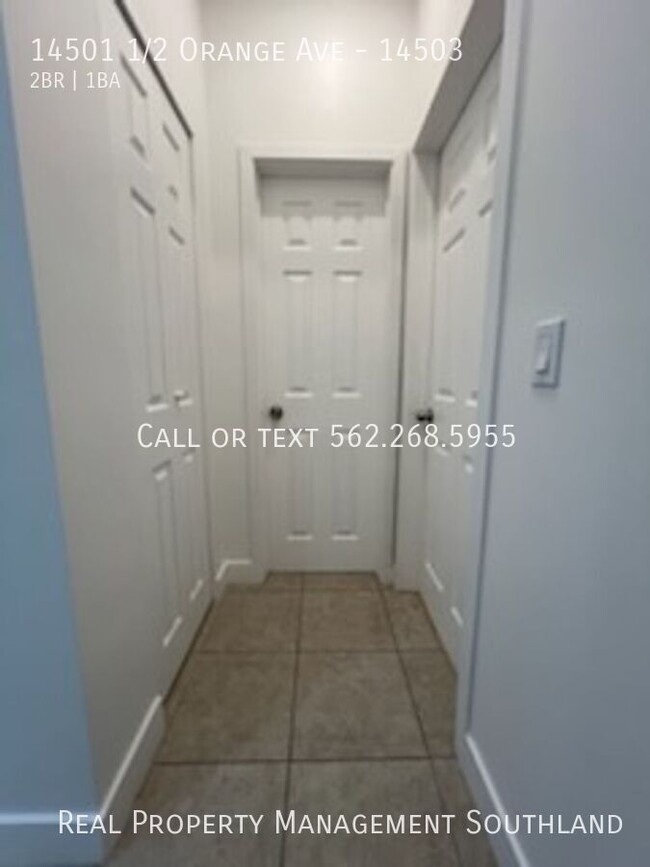 Building Photo - 2 Bed/ 1 Bath Apartment in Paramount For R...