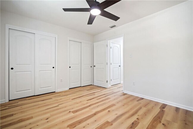 Building Photo - 4310 Red Creek Rd