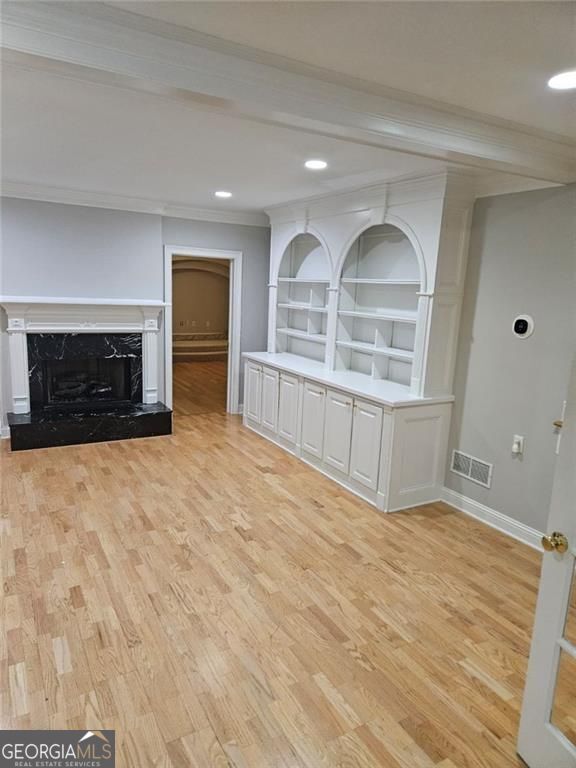 Building Photo - 660 Forest Hills Dr