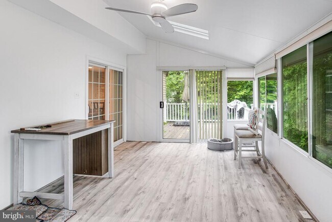 Building Photo - 3434 Fort Lyon Dr