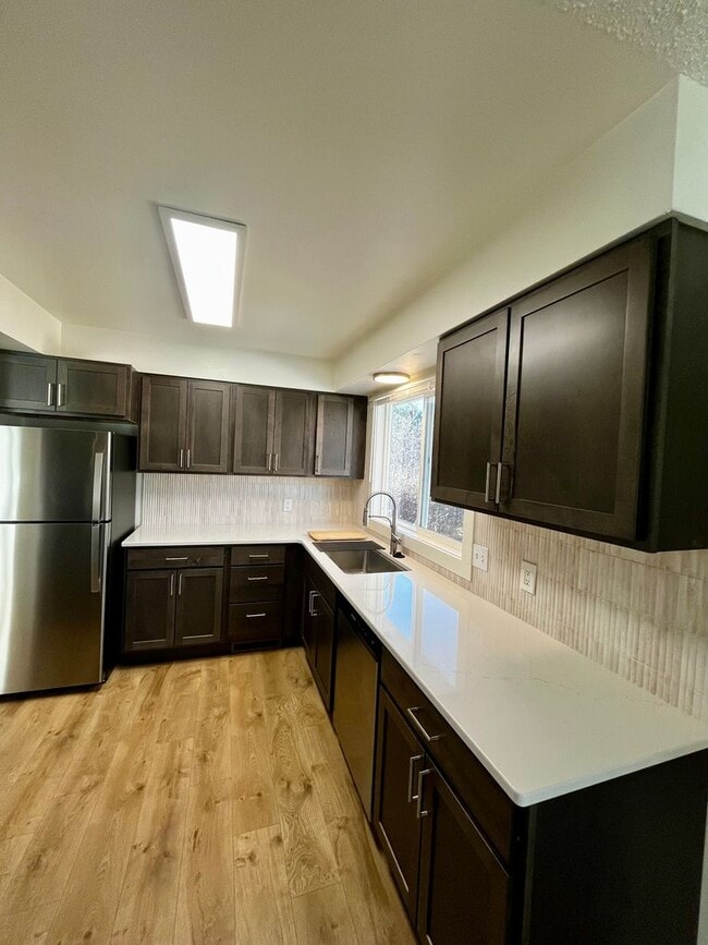 Building Photo - Fully Renovated 4-Bedroom Home, Plus an Office in Prime Bozeman Location