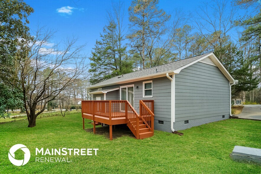 Building Photo - 401 N Bend Dr