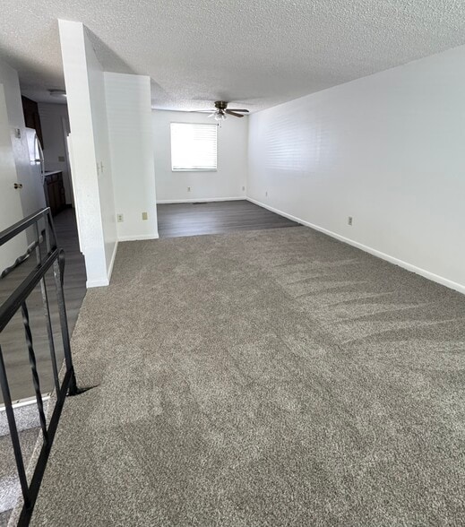 Living/Dining Room - 1412 Kay St