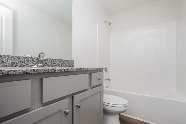 Building Photo - 317 Noble Ln