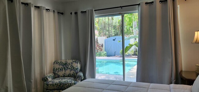 Building Photo - 2284 Las Casitas Dr