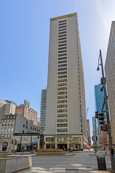 Building Photo - 535 N Michigan Ave
